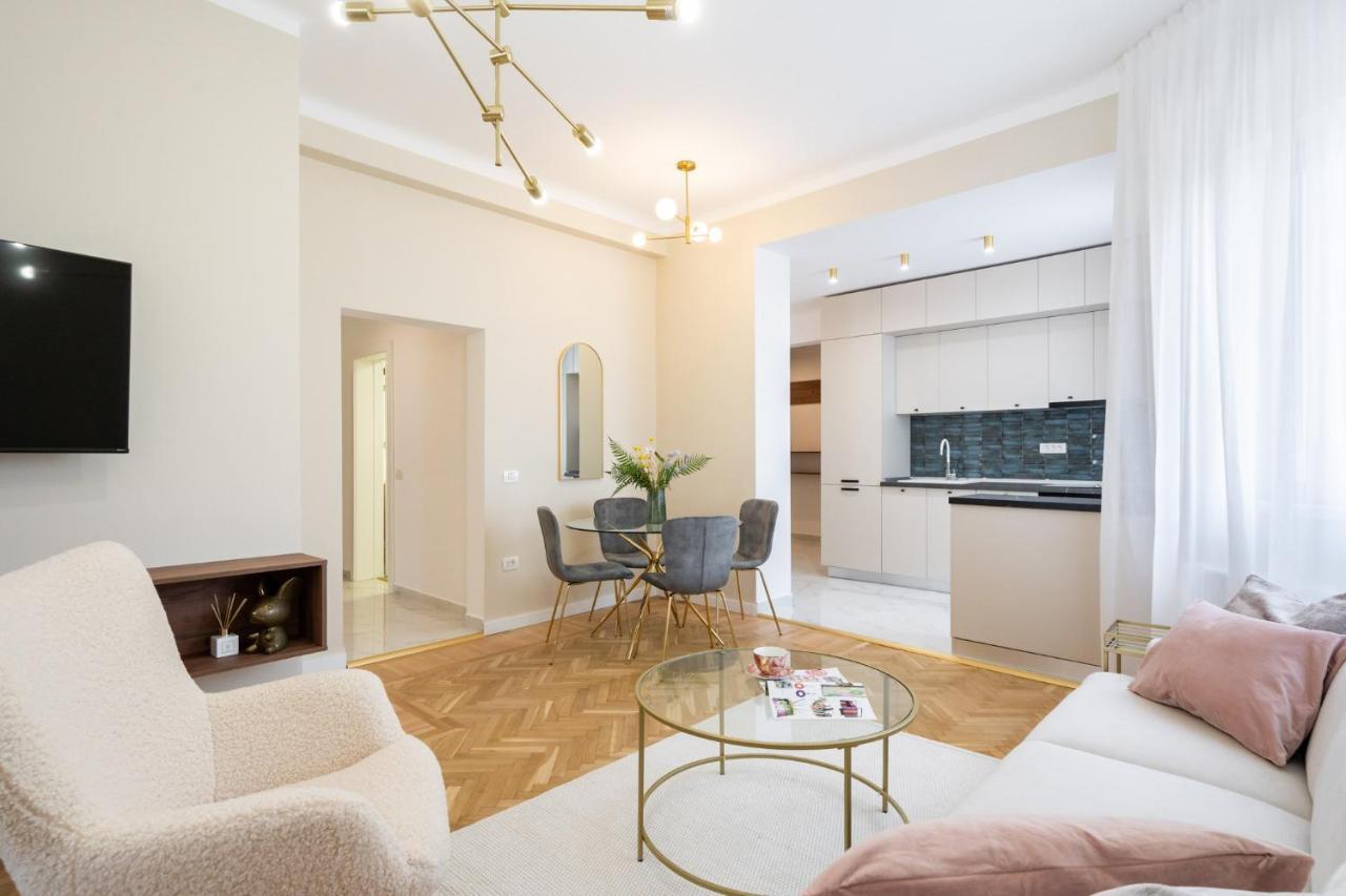 Old Town Bucharest, Luxury 2 Bedrooms Apartment מראה חיצוני תמונה