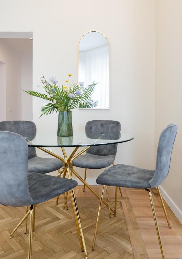 Old Town Bucharest, Luxury 2 Bedrooms Apartment מראה חיצוני תמונה